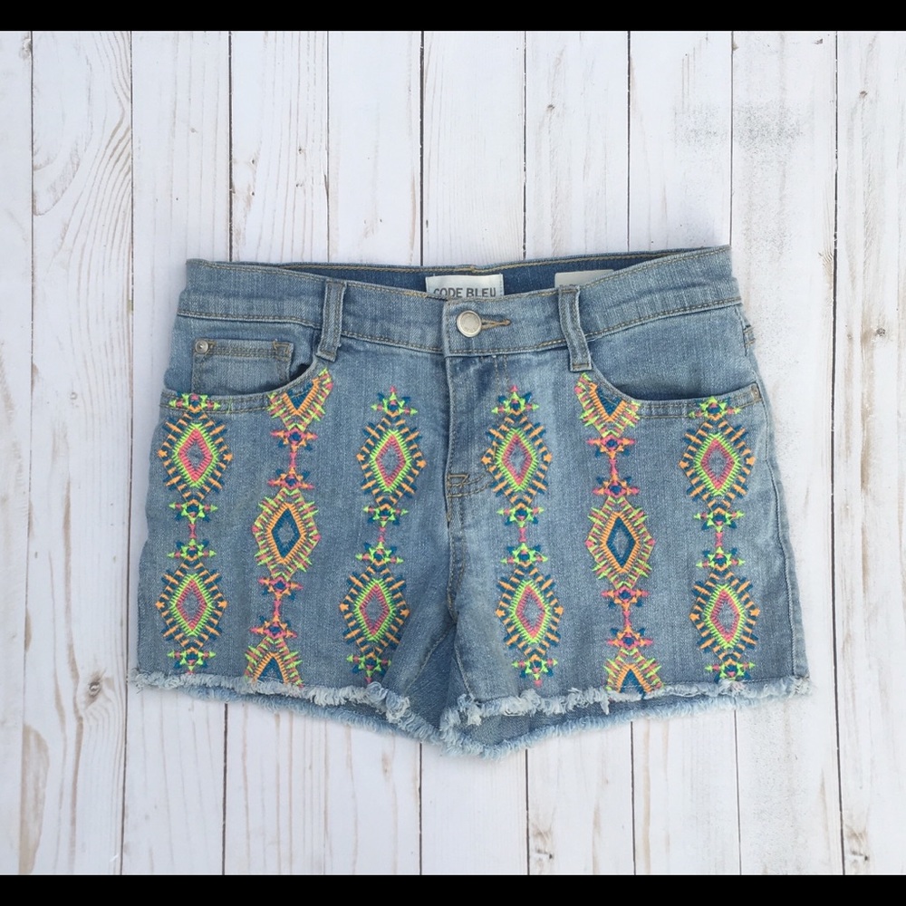 Code Bleu Embroidered Denim Shorts Size-14